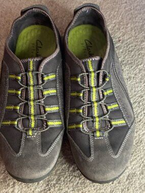 Clarks Privo Women's Slip On O Gray Sneakers xford Size 9.5